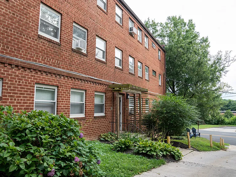 4593 Macarthur Blvd NW #3 — Photo 13