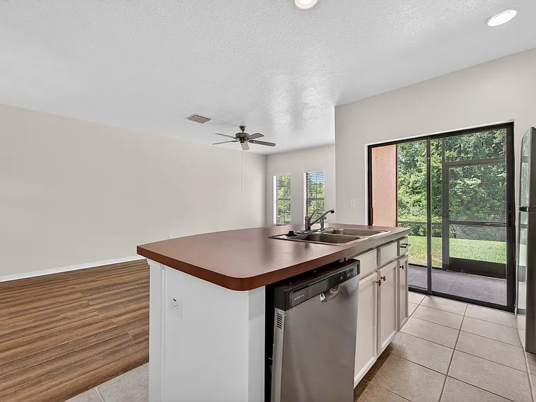 30132 Mossbank Dr — Photo 14