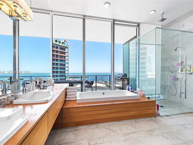 2669 S Bayshore Dr #1503-N — Photo 7