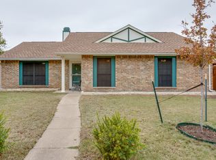 114 Camilla Ln, Garland, TX 75040