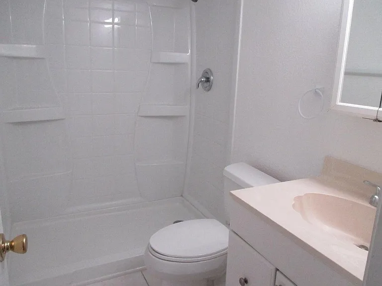 154 Lake Meryl Dr #259 — Photo 7