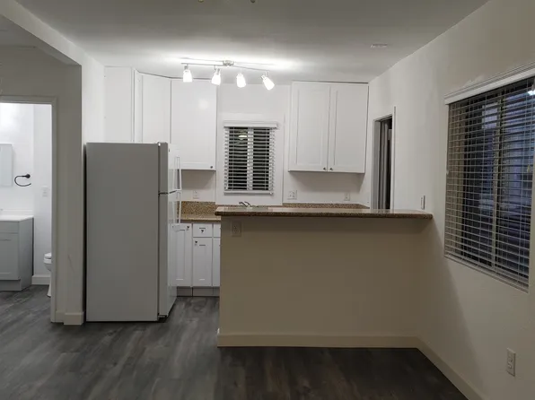 746 Park Pl #744, Escondido, CA 92025