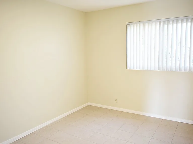 3686 Arizona St — Photo 10