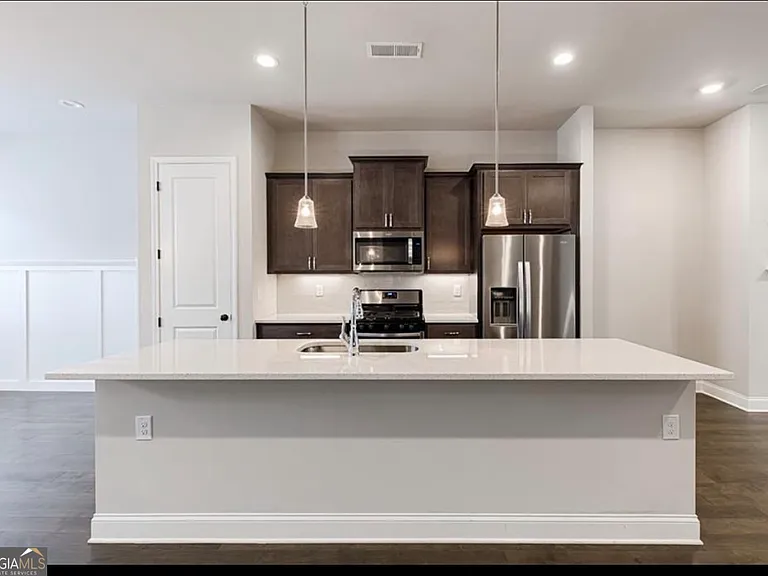 3312 Sangster Way — Photo 5