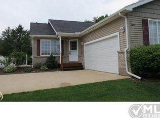 8872 Redstone Dr, Pinckney, MI