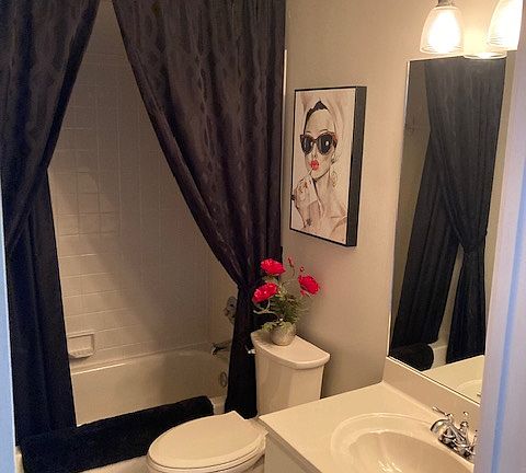 2nd image of 9900 Sunset Cove Ln APT 136