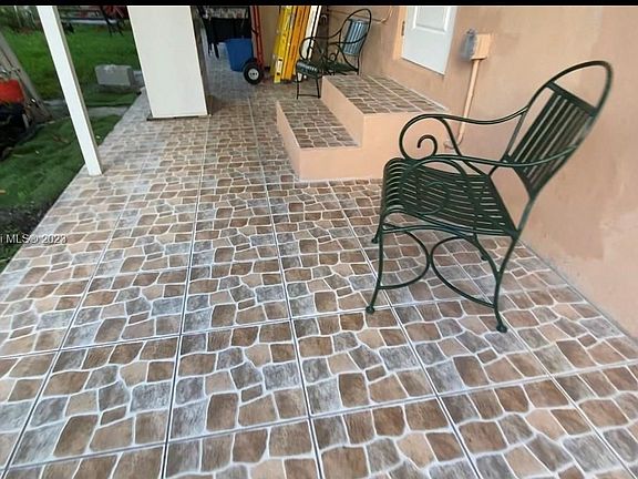 4th image of 631 Tamiami Blvd #0
