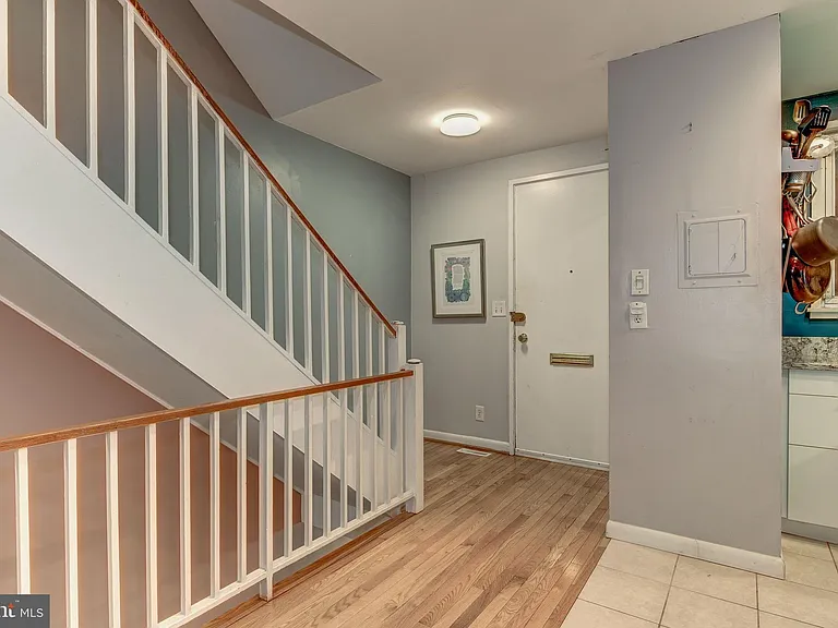 225 G St SW #126 — Photo 2