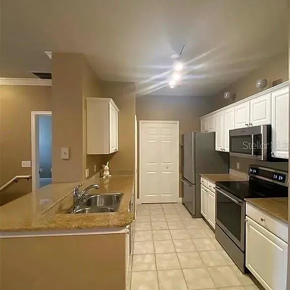 1301 Eastern Pecan Pl #208 — Photo 8