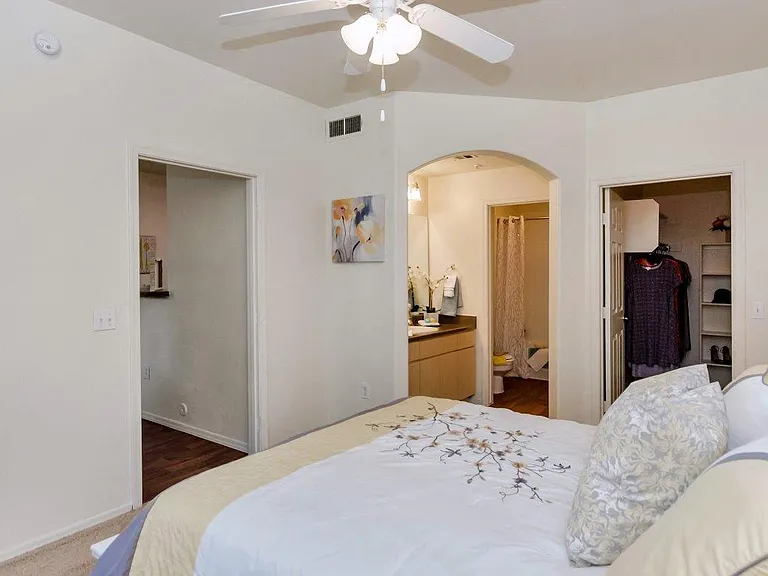 Ventura Vista — Photo 19