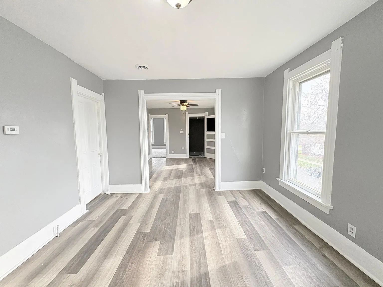 2 bed, 875 sqft, $800 — Photo 2