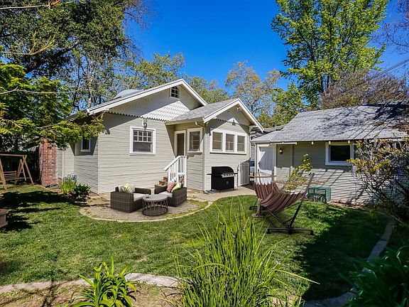 5th image of 905 43rd St