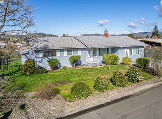 2488 W Lorraine Ave, Roseburg, OR