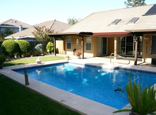 19303 N Del Rio Dr, Woodbridge, CA 95258