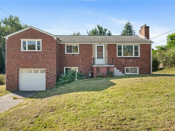 1721 Donnan Ave S, Washington, PA 15301