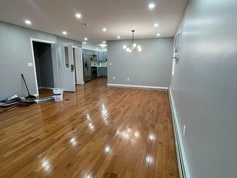2 Westminster Ln #2 — Photo 7