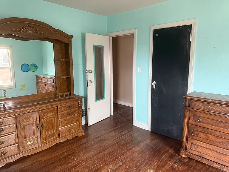 1004 Lakeview St — Photo 16