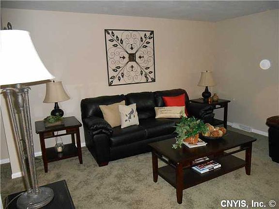 3rd image of 5329 Amalfi Dr