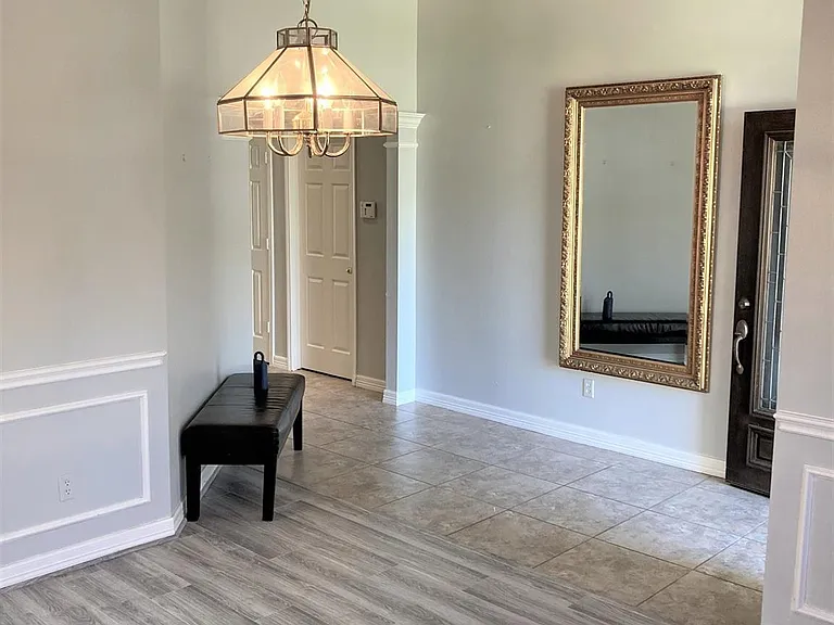 21215 Branford Hills Ln — Photo 5