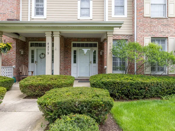 4383 Canterbury Ct Unit 4383, Saint Charles, IL 60174