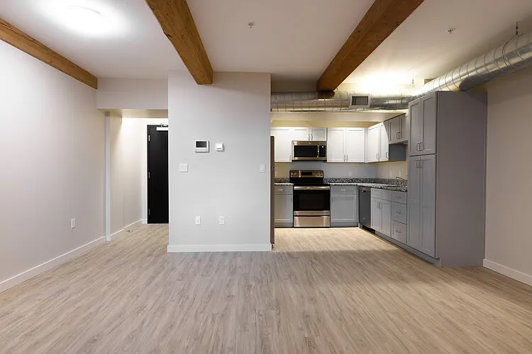 60 Guild St #109 — Photo 7