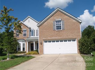 5911 Bonnybridge Ct, Charlotte, NC 28278