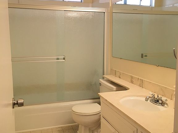 4th image of 2709 W Keller Ave APT 3