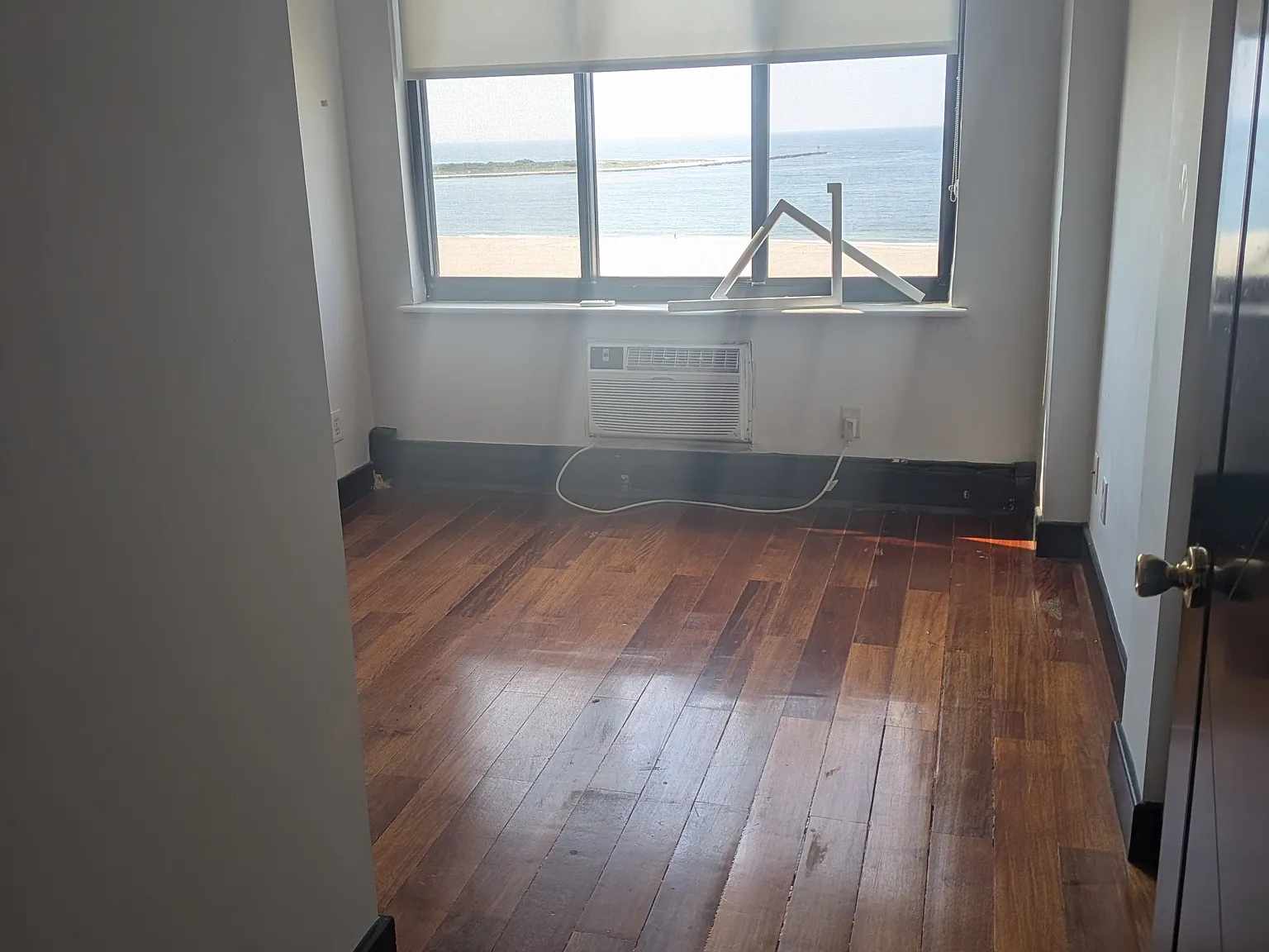 2 bed, 801 sqft, $2,475 — Photo 3