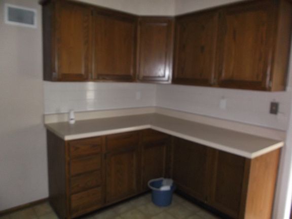4th image of 7503 E 93rd St