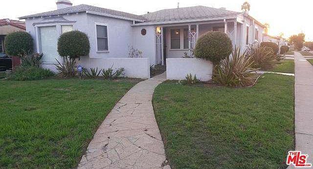 1st image of 10303 S Manhattan Pl