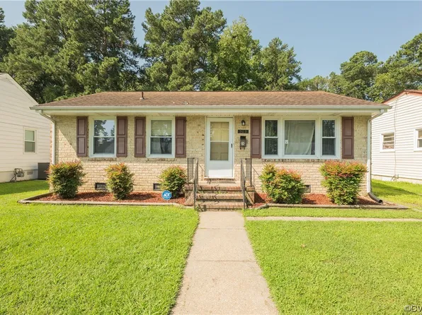 503 Battery Pl, Colonial Heights, VA 23834