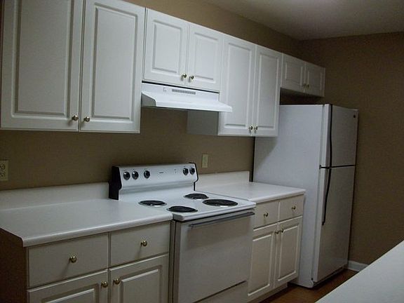 4th image of 902-1 Tomahawk Ct