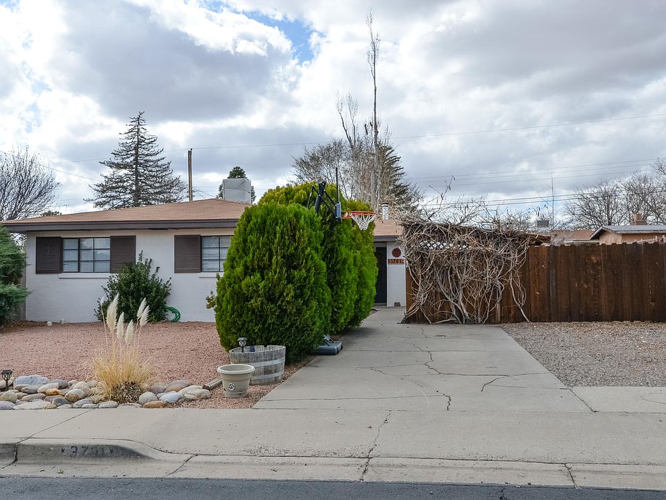 1st image of 3701 N Coronado Ave