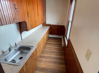 490 Manville Rd #2F, Woonsocket, RI 02895