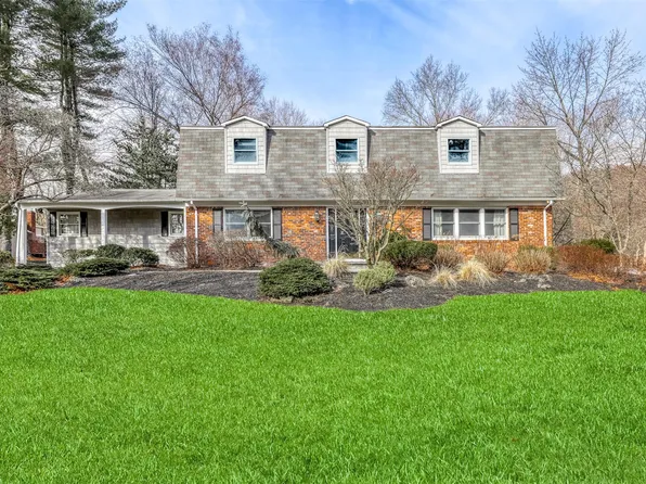 9 Kings Gate Road, Suffern, NY 10901