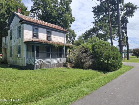 402 Spencers Avenue, South Mills, NC 27976