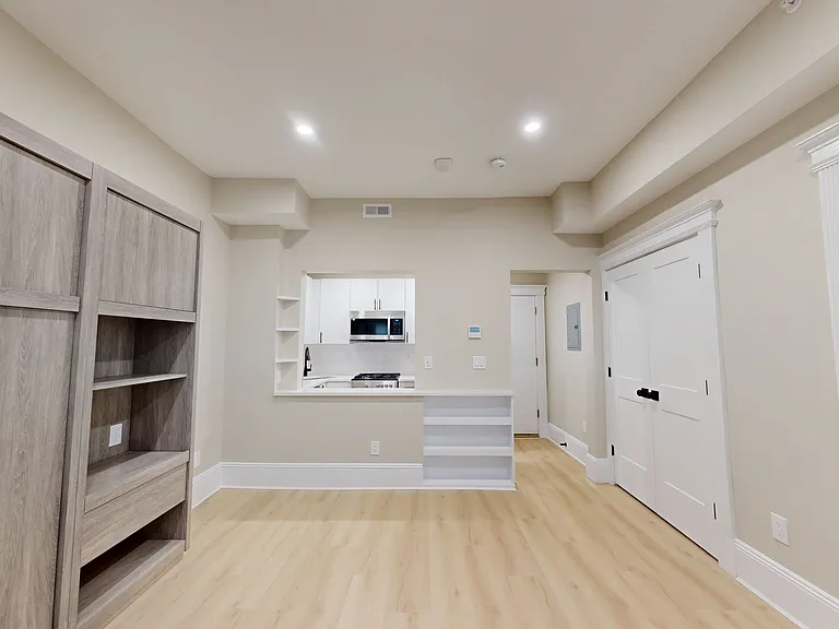 Waldorf Lofts — Photo 35