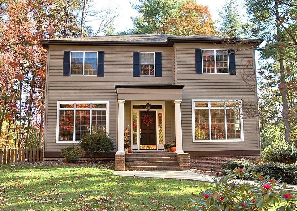 Lovely home in Biltmore Park