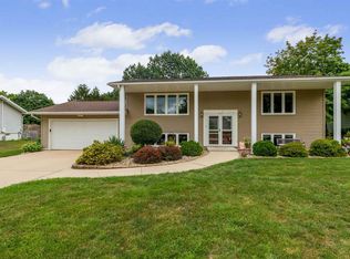 111 Rebecca Rd, Hudson, IA 50643