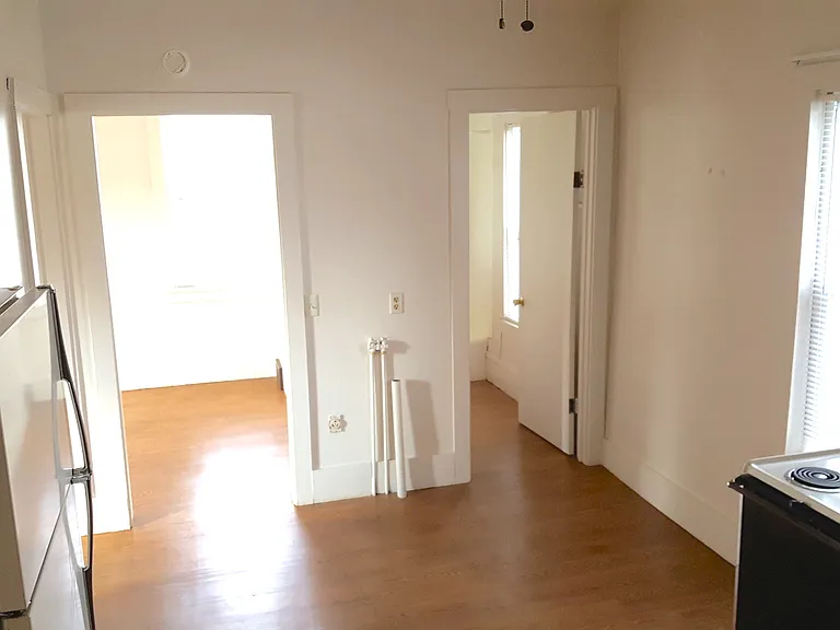 303 Vienna St #3 — Photo 2