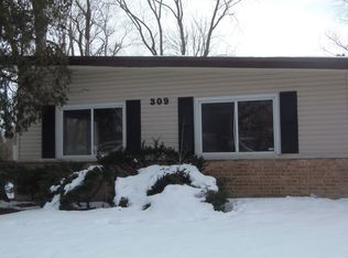 309 Seneca St, Park Forest, IL 60466