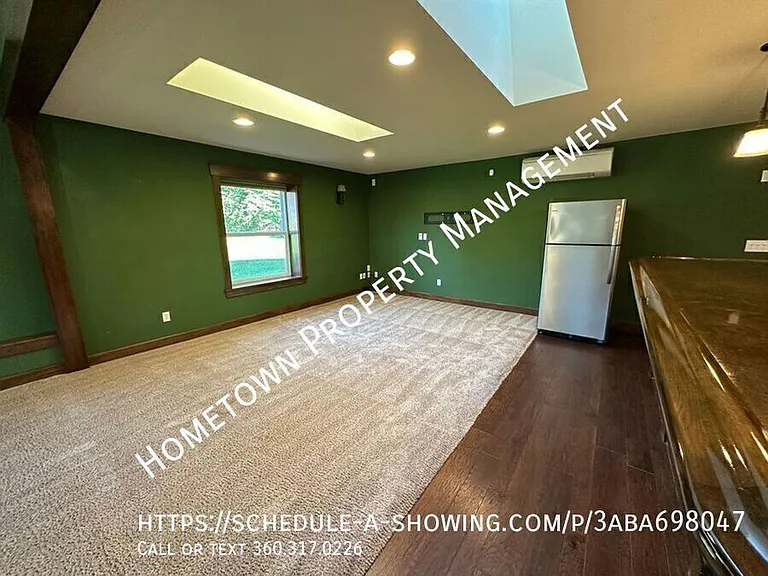 4047 Legacy Dr NE #GUEST HOUSE — Photo 8