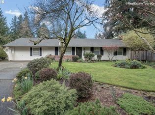 6343 SW Hiawatha Ct, Lake Oswego, OR 97035