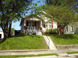 1021 S Charles St, Belleville, IL 62220