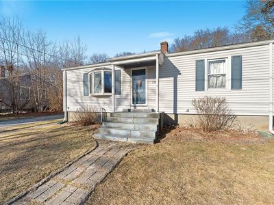 136 Beech Ave, Tiverton, RI, 02878