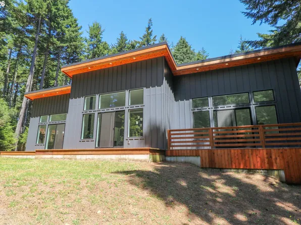 59492 Seven Devils Rd, Bandon, OR 97411