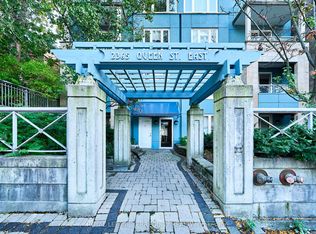 2365 Queen St E #203, Toronto, ON M4E1H2