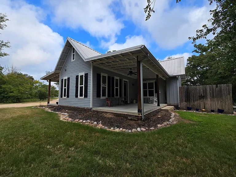 5424 Raymond Stotzer Pkwy — Photo 12