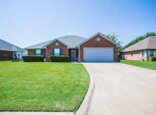 1911 6th Ave NW, Ardmore, OK 73401