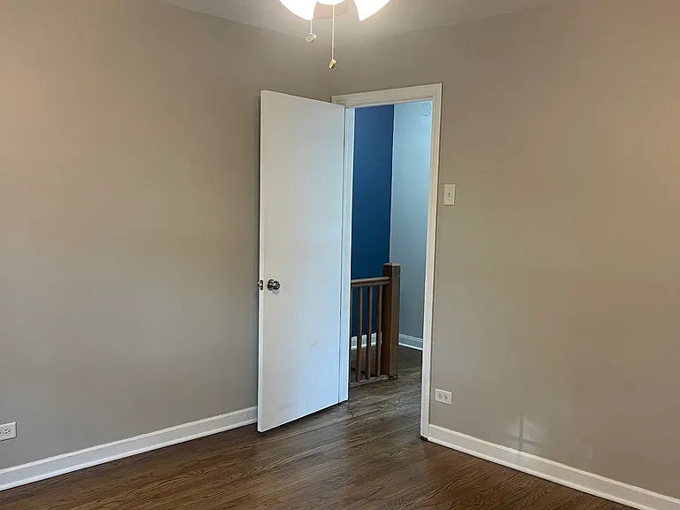 6412 S Lorel Ave — Photo 4
